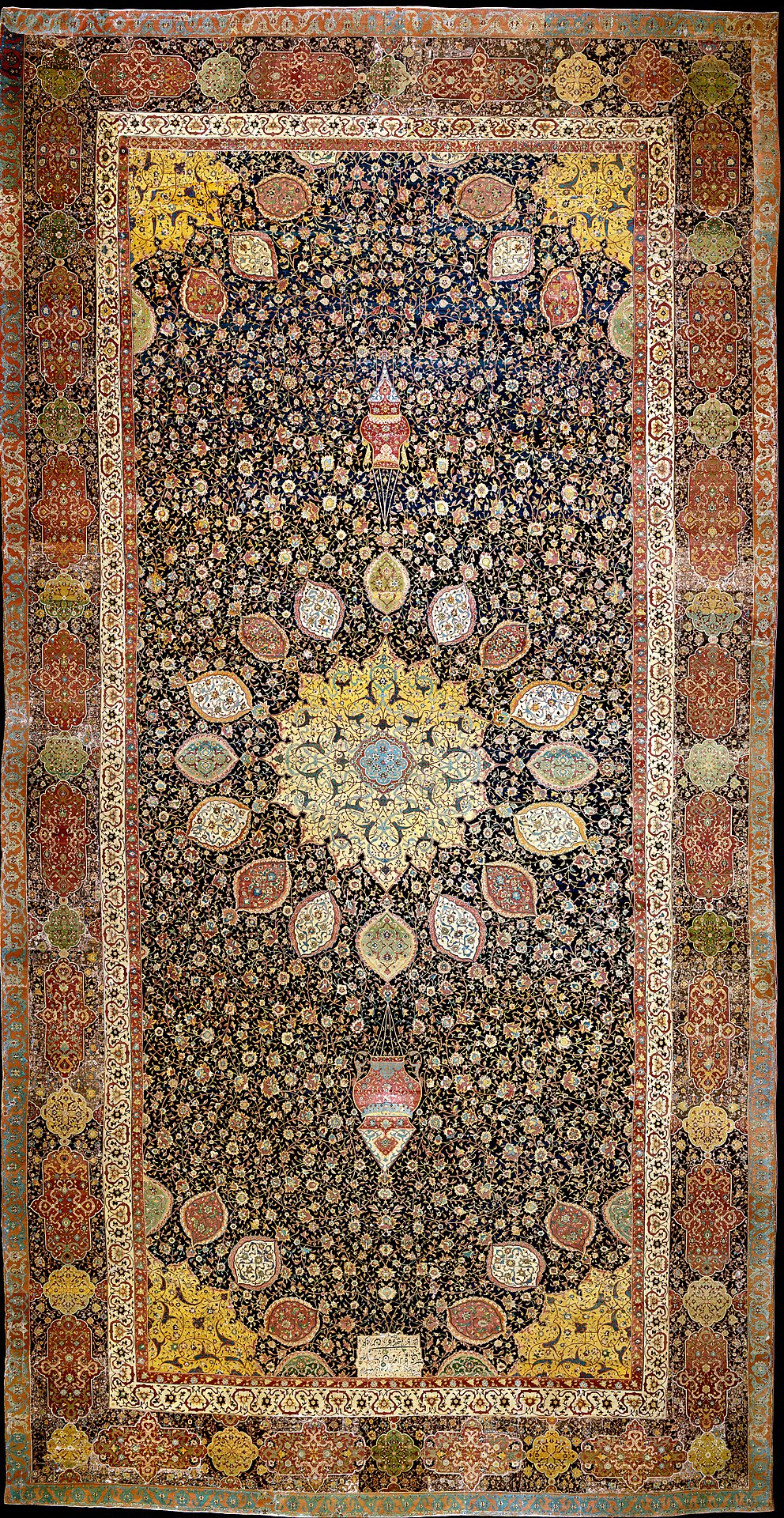 THE ARDABIL CARPET, VICTORIA AND ALBERT MUSEUM (V&A). LONDON, UNITED&nbsp;KINGDOM